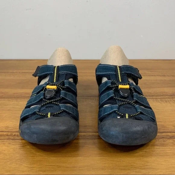 Keen Newport H2 Waterproof Youth Sandal - Picture 3 of 8